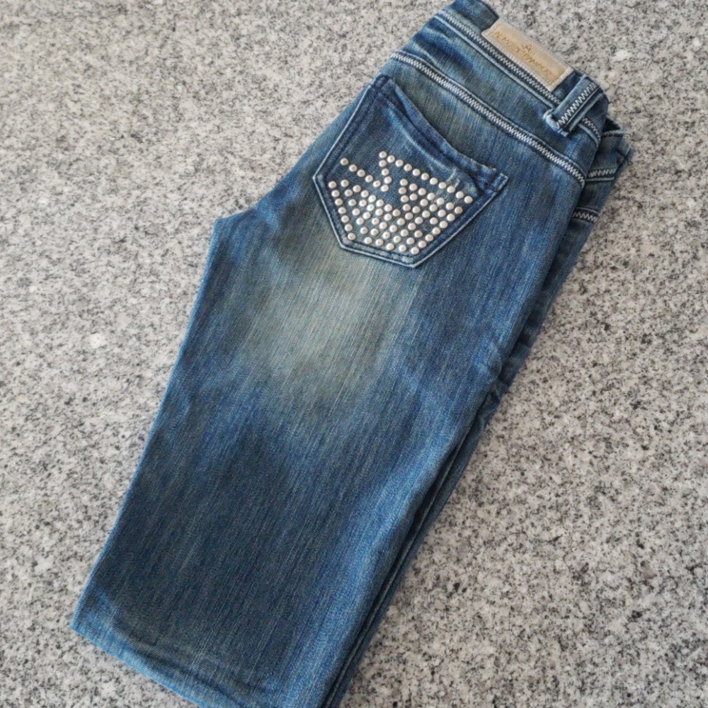 Almost Famous lightly distressed Jeans